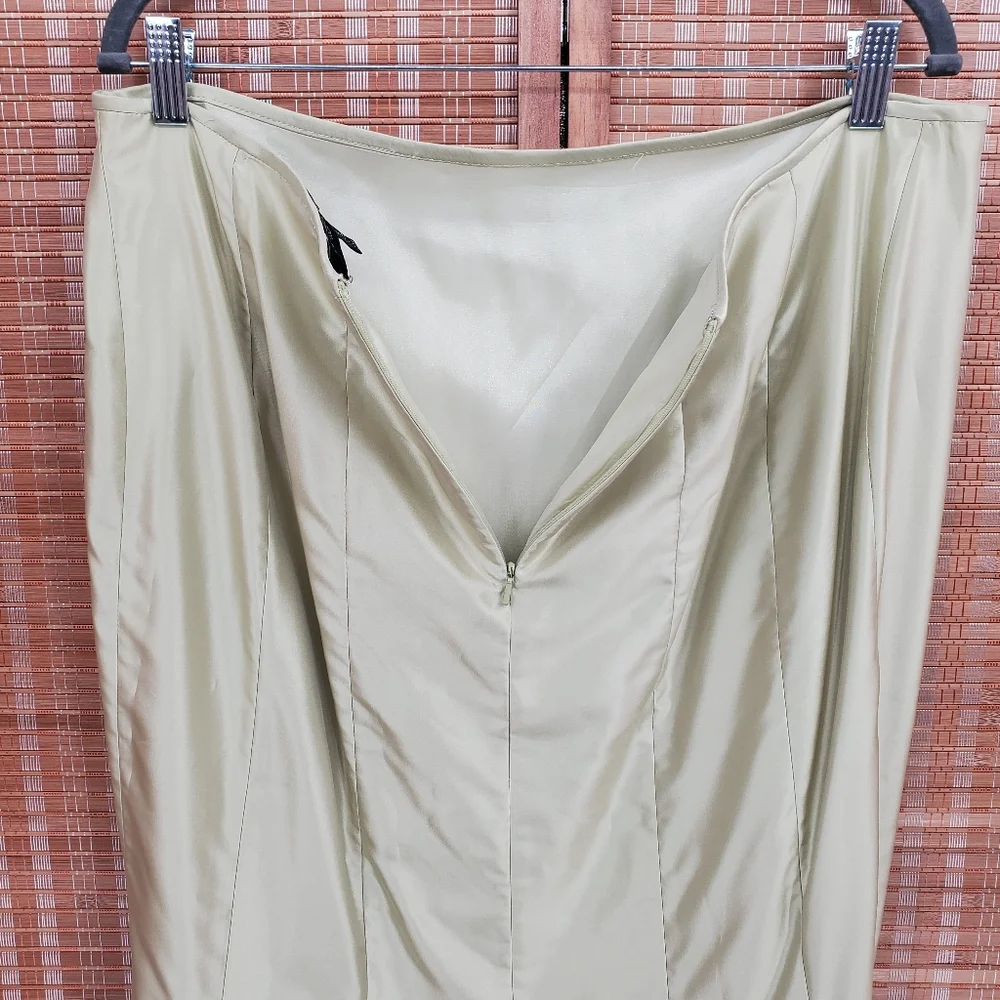 ♧ Carmen Marc Valvo Green Satin Mermaid Formal Skirt Size 16